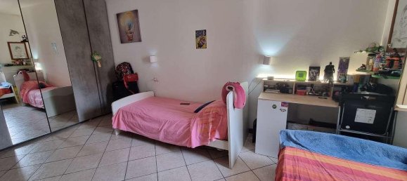 3-salle Appartement à Limbiate, Italy No. 152009 20