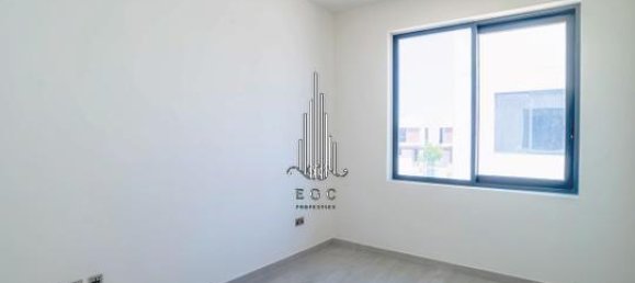 3 bedrooms Townhouse in Yas Island, UAE No. 38597 6