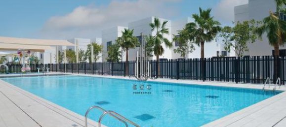 3 bedrooms Townhouse in Yas Island, UAE No. 38597 5