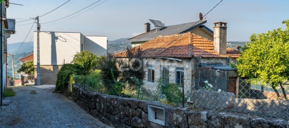 5 bedrooms House in Cinfaes, Portugal No. 83470 2