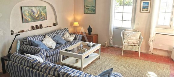 2 bedrooms House in Loir-et-Cher, France No. 265576 2