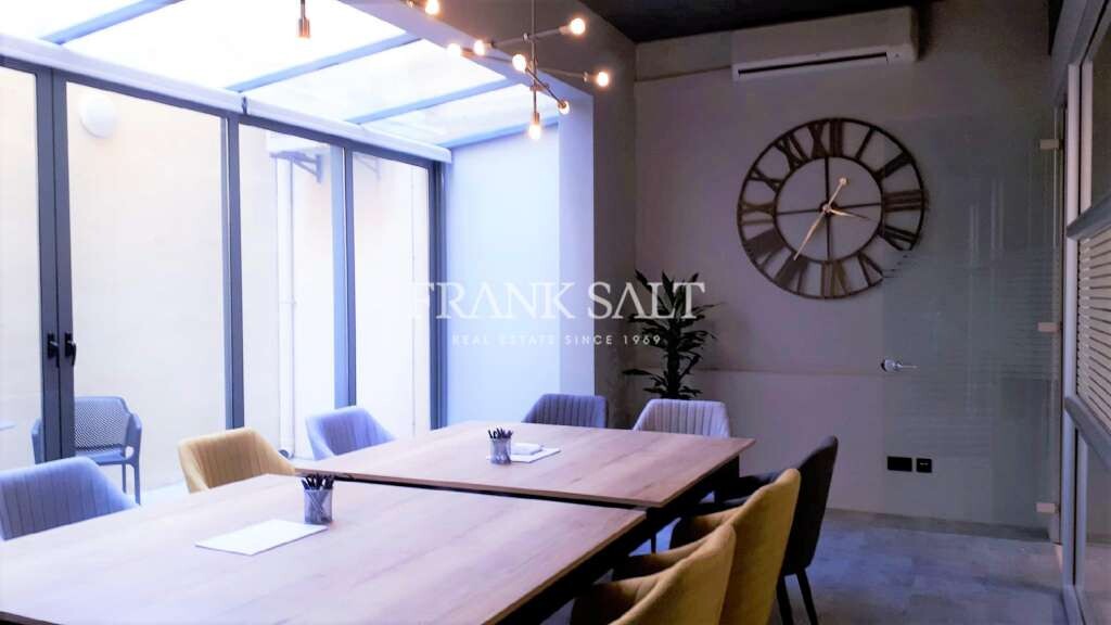Bureau à Sliema, Malta 167m² No. 11943