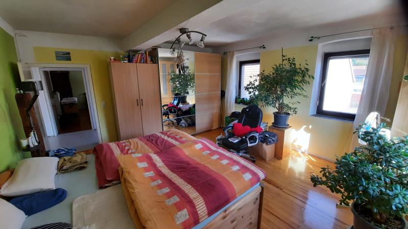 Casa de 7 habitaciónes en Kaiserslautern, Germany No. 138214