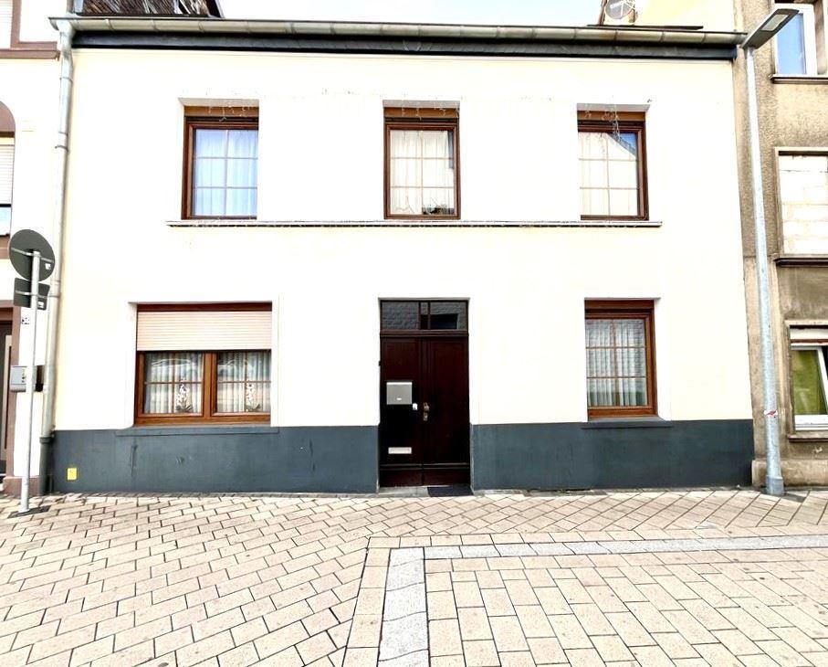 4 bedrooms Townhouse in Euskirchen, Germany No. 71021