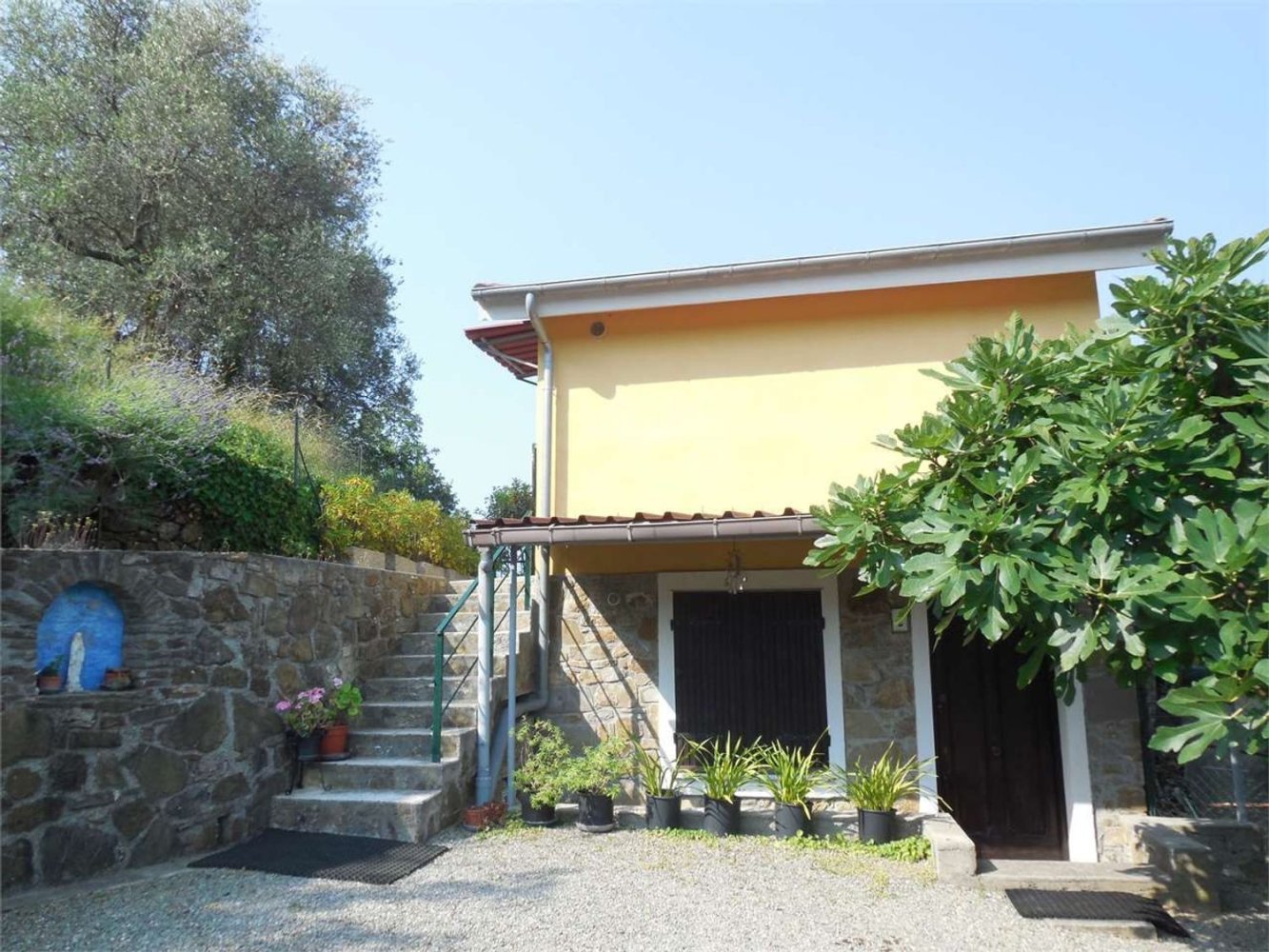 5 rooms House in Perinaldo, Italy No. 212488