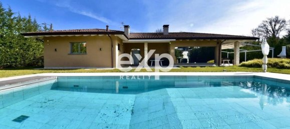 3 Schlafzimmer Villa in Lazzate, Italy, Nr. 152063 4