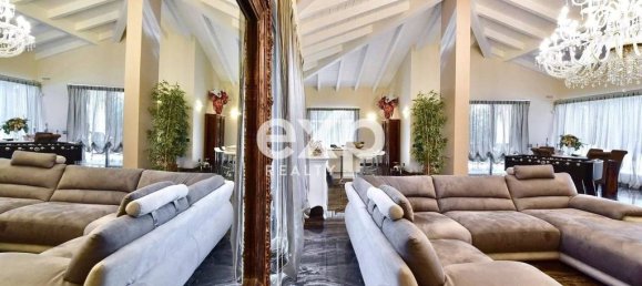 3 Schlafzimmer Villa in Lazzate, Italy, Nr. 152063 7