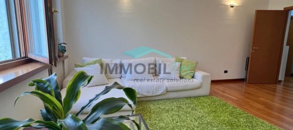 Apartamento de 3 dormitorios en Saronno, Italy No. 341516 10