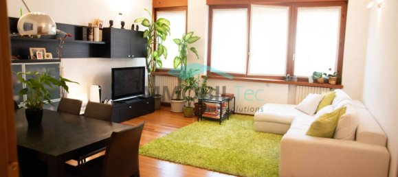 Apartamento de 3 dormitorios en Saronno, Italy No. 341516 8