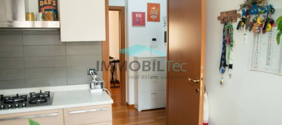 Apartamento de 3 dormitorios en Saronno, Italy No. 341516 13