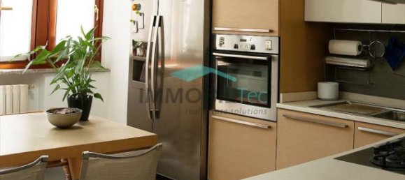 Apartamento de 3 dormitorios en Saronno, Italy No. 341516 14