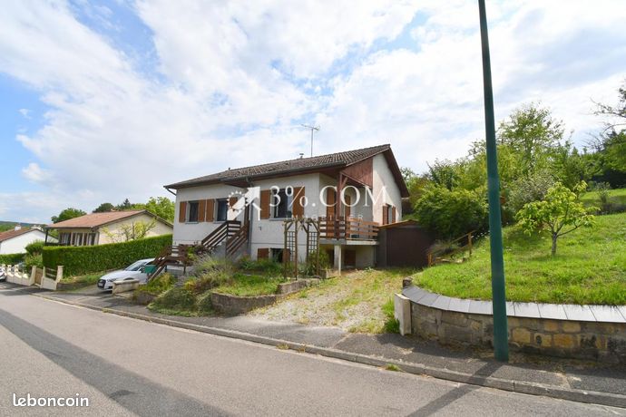 Casa de 3 dormitorios en Vaucouleurs, France No. 308293