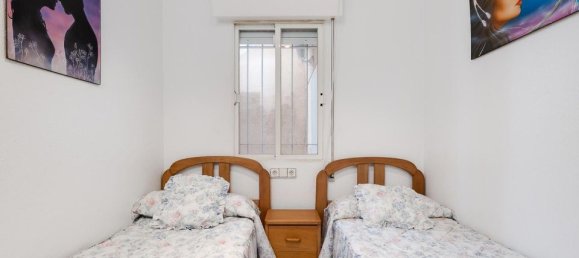 Adosado de 4 dormitorios en Torrevieja, Spain No. 186441 16