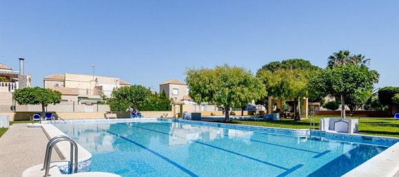 Adosado de 4 dormitorios en Torrevieja, Spain No. 186441 27