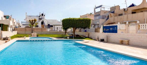 Adosado de 4 dormitorios en Torrevieja, Spain No. 186441 28