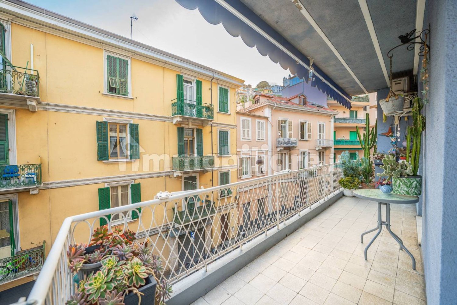 2 bedrooms Apartment in Sanremo, Italy No. 10645