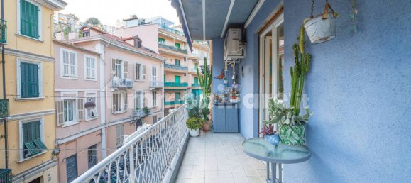 2 bedrooms Apartment in Sanremo, Italy No. 10645 3