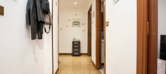 1 Schlafzimmer Wohnung in Genoa, Italy, Nr. 350004 8