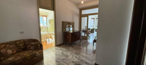 7 rooms Apartment in Bergamo, Italy No. 42605 14
