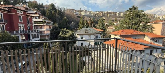 7 rooms Apartment in Bergamo, Italy No. 42605 10