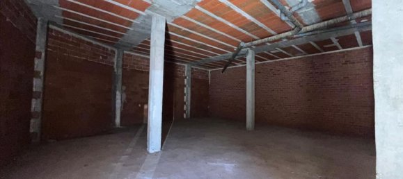 268m² Commercial property in Sotillo de la Adrada, Spain No. 27247 3