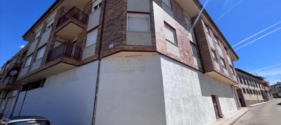 268m² Commercial property in Sotillo de la Adrada, Spain No. 27247 6