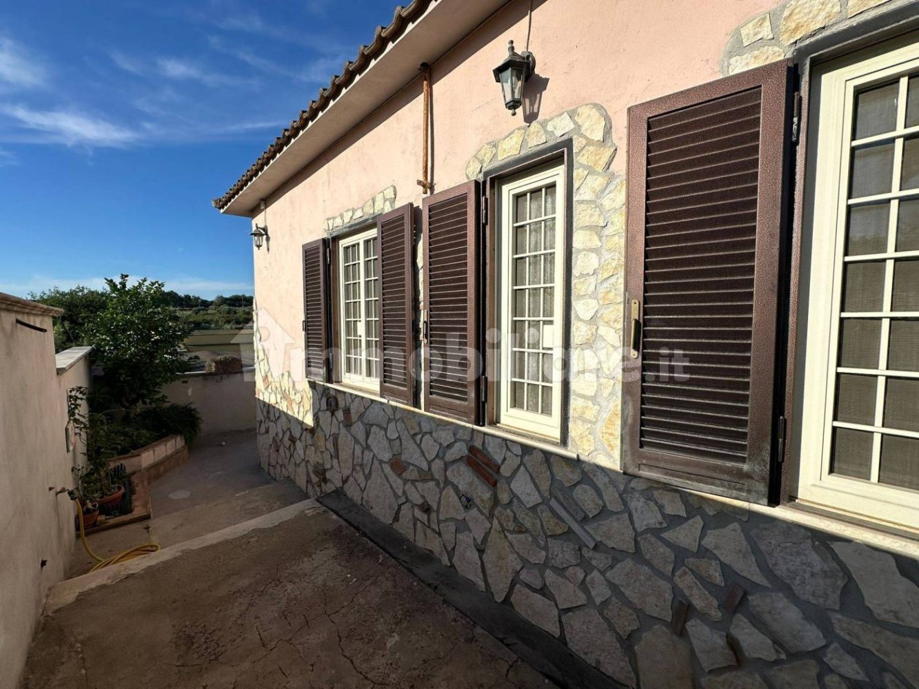 2 Schlafzimmer Villa in Albano Laziale, Italy, Nr. 386443