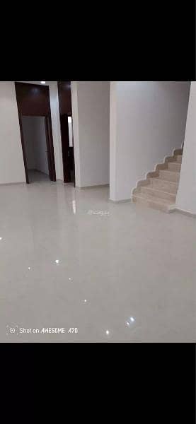 6 bedrooms Villa in Riyadh, Saudi Arabia No. 1003