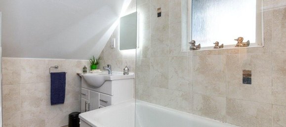 3 bedrooms House in South Croydon, United Kingdom No. 12249 6