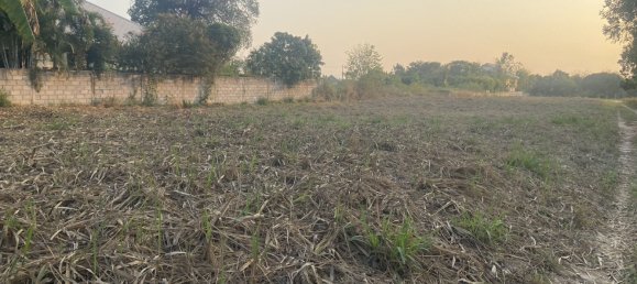  Commercial property in Hua Hin, Thailand No. 12851 2