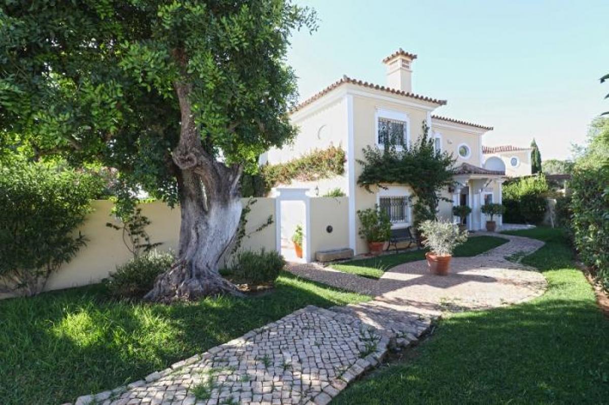 4 bedrooms Villa in Almancil, Portugal No. 5181