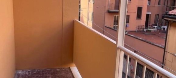 Квартира с 1 спальней в Болонья, Италия № 354565 4