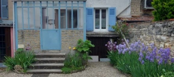 Moradia em banda T3 em Loches-sur-Ource, France N.º 61415 2