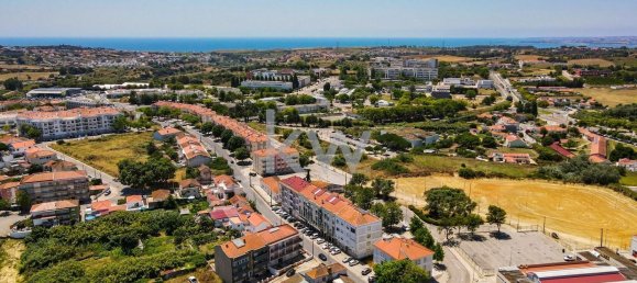 138m² Commercial property in Almada, Portugal No. 68865 26