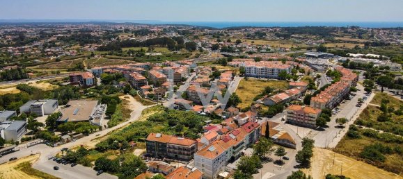 138m² Commercial property in Almada, Portugal No. 68865 27