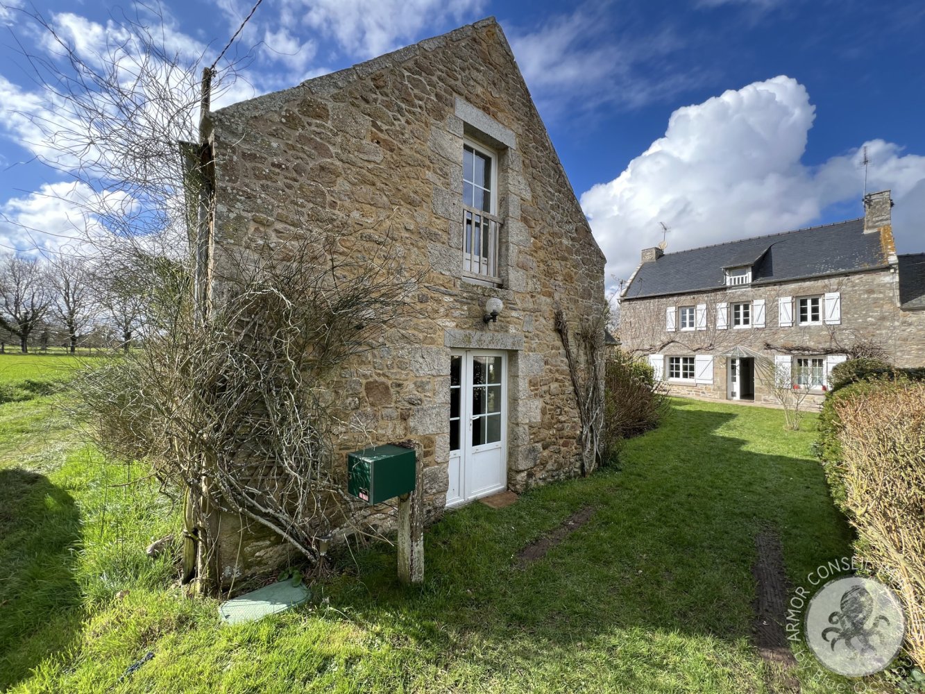 5 bedrooms House in Cotes-d'Armor, France No. 206730
