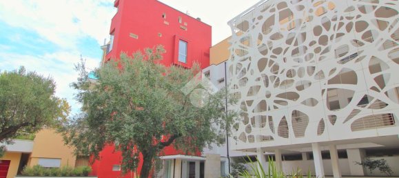 Apartamento de 2 dormitorios en Giulianova, Italy No. 346136 25