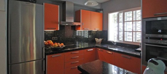 2 bedrooms House in Istan, Spain No. 28105 11