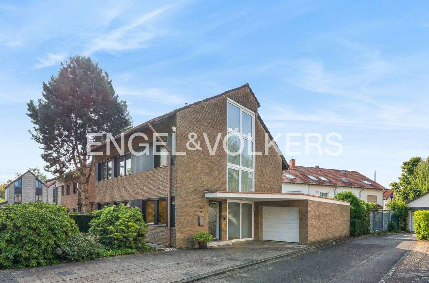 7 rooms House in Rhein-Erft, Germany No. 290234