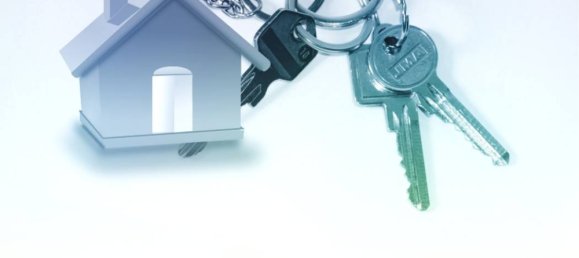 1 room Garage in Como, Italy No. 378972 3