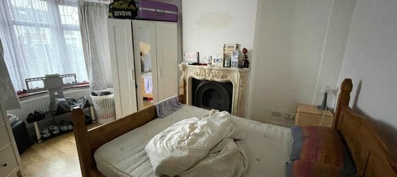 6 bedrooms House in Enfield, United Kingdom No. 11498 6