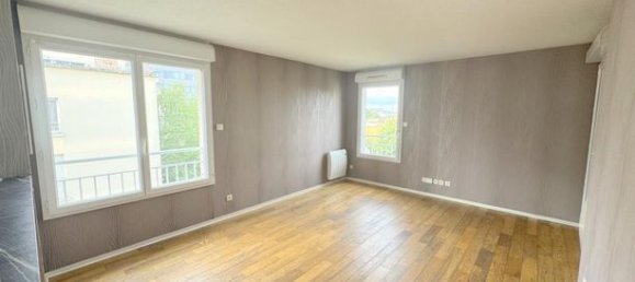 3 Schlafzimmer Wohnung in Bobigny, France, Nr. 306393 2