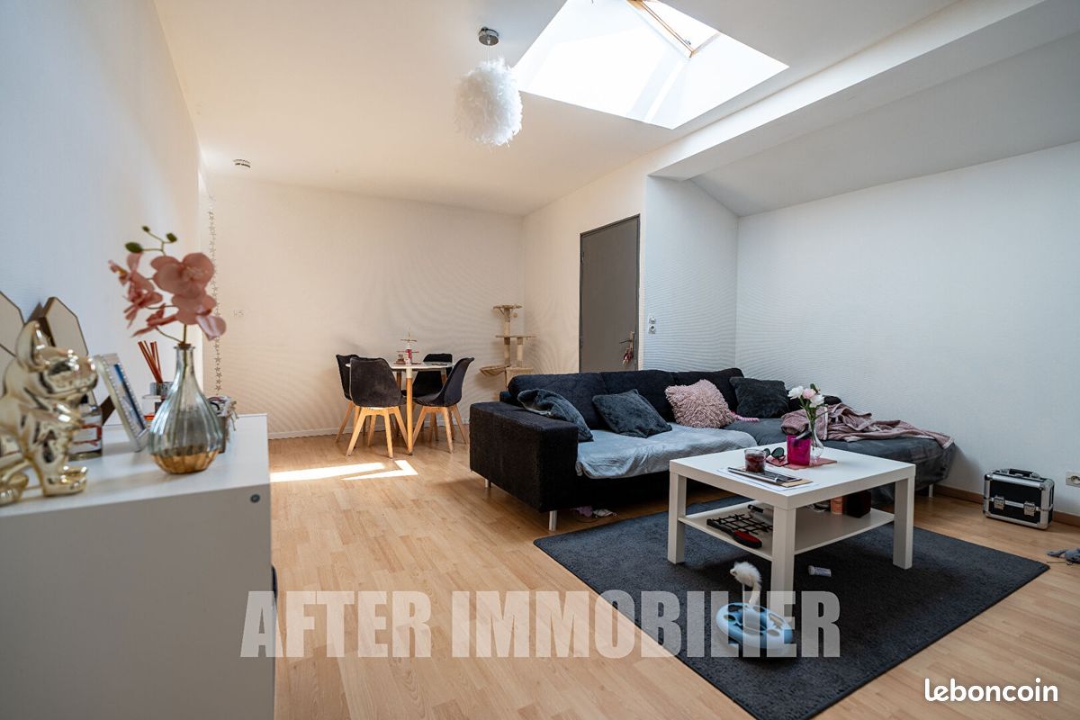 8 bedrooms Commercial property in Luneville, France No. 94460