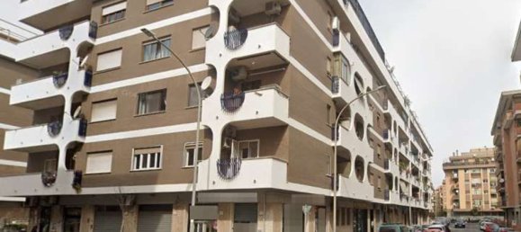 Квартира с 5 спальнями в Рим, Италия № 377570 6