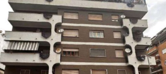 Квартира с 5 спальнями в Рим, Италия № 377570 3