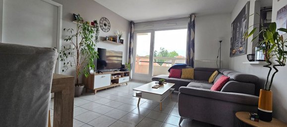 3 Schlafzimmer Wohnung in Neuilly-Plaisance, France, Nr. 352047 2