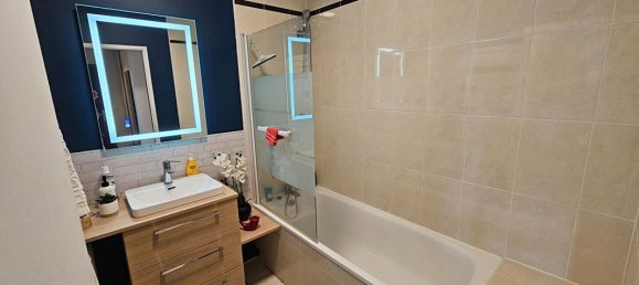 3 Schlafzimmer Wohnung in Neuilly-Plaisance, France, Nr. 352047 5