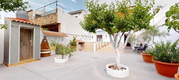 4 bedrooms House in El Higueron, Spain No. 137505 6