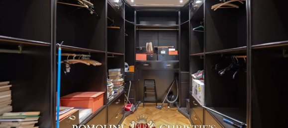 4 bedrooms Apartment in Florence, Italy No. 352646 35