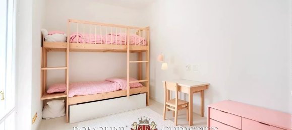 4 bedrooms Apartment in Florence, Italy No. 352646 39